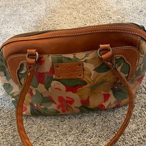 Patricia Nash flowered print handbag in EUC